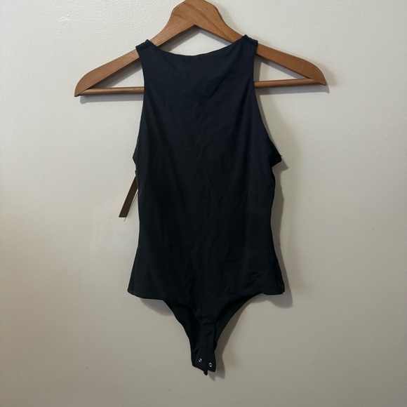 NWT SKIMS  FITS EVERYBODY HIGH NECK BODYSUIT M - Picture 5 of 6
